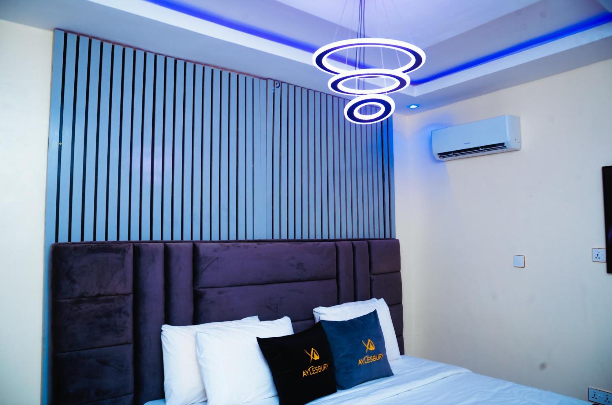 Aylesbury Homes Luxury Apartments Леккі Екстер'єр фото