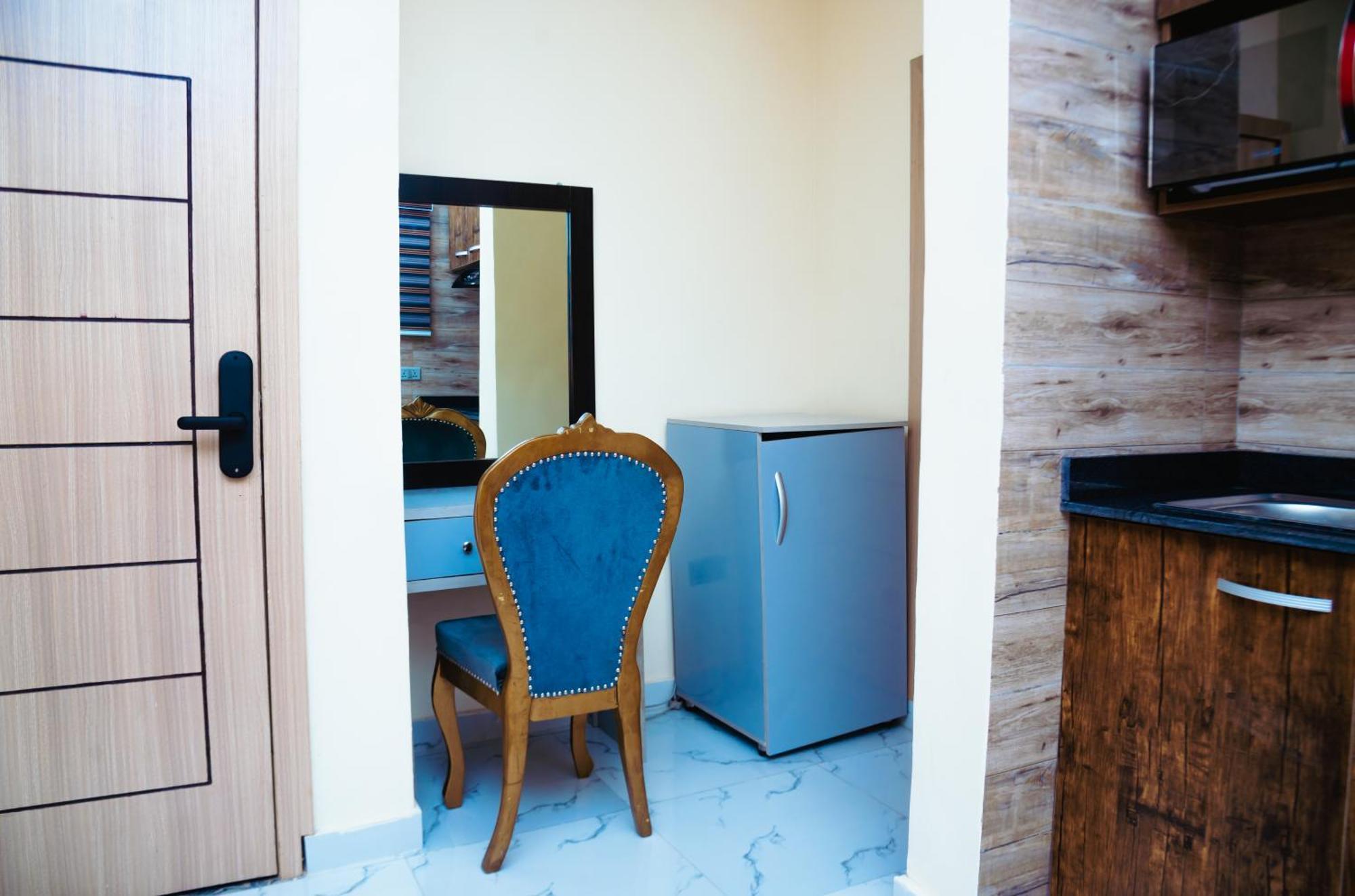 Aylesbury Homes Luxury Apartments Леккі Екстер'єр фото