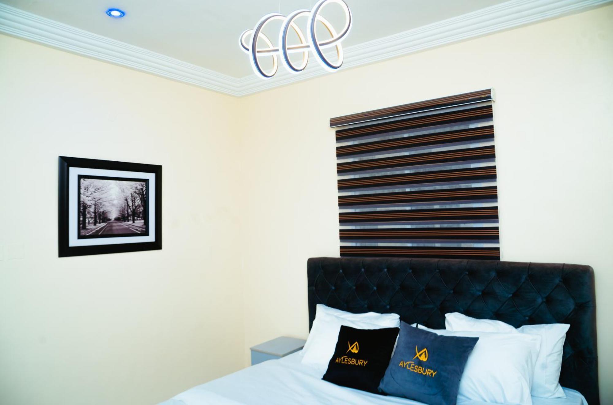 Aylesbury Homes Luxury Apartments Леккі Екстер'єр фото